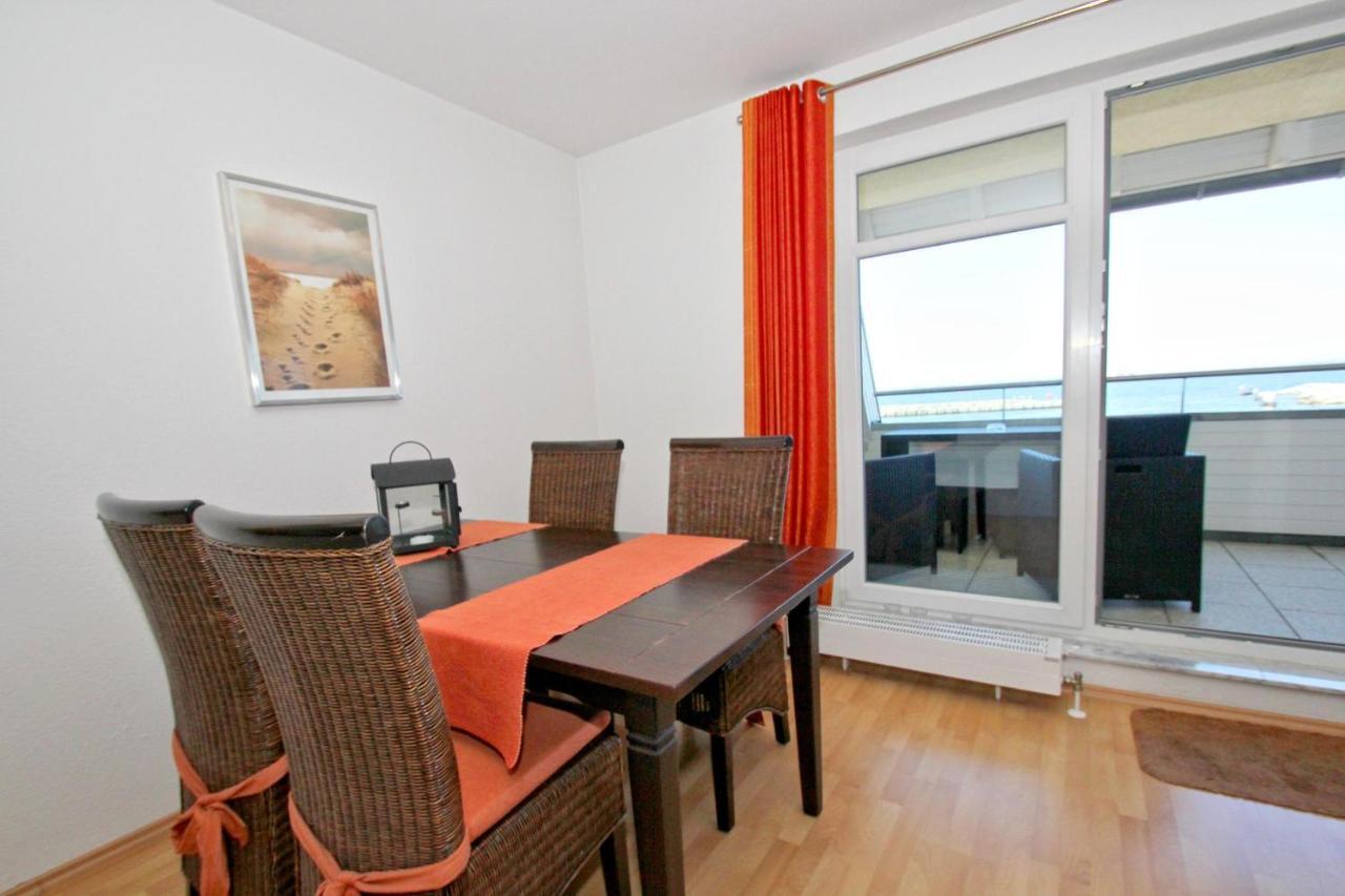 Hafennahe Ferienwohnung Mit Balkon Und Meerblick - Hafenhaeuser Wiek Wohnung 14 Wiek auf Rügen 외부 사진